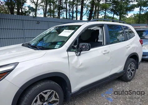 2020 Subaru Forester Premium из США, поврежденный, VIN JF2SKAGC3LH545223
